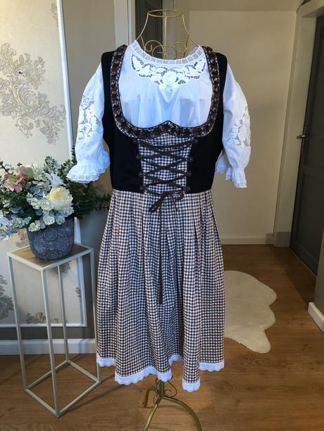 Alpenmarchen luxusný kroj, 42