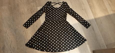 Dievcenske saty, 140