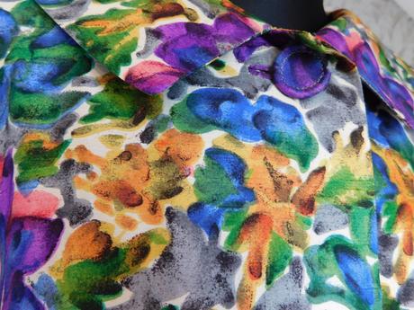 Luxusne velmi pekne vintage šaty, 42