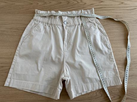 Šortky, reserved,36