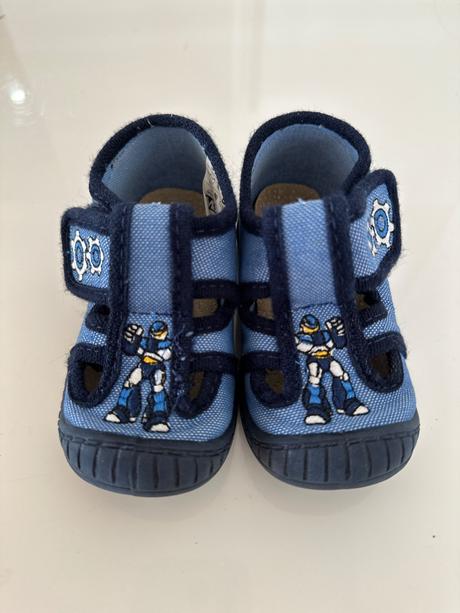 Chlapčenske papuče/prezuvky ccc, 21