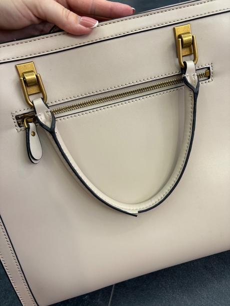 Kabelka guess bežová, guess