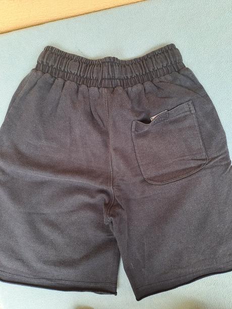 Bermudy chlapcenské, 134