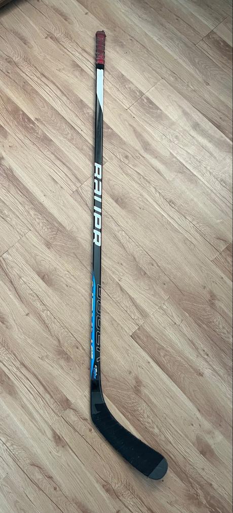 Bauer hokejka, bauer