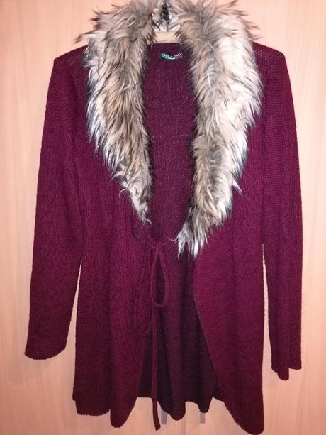 Krásny svetrík s kožušinou, 