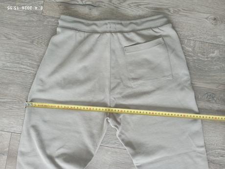 Tepláky pre plnšieho chalana (už s poštou), f&f,158