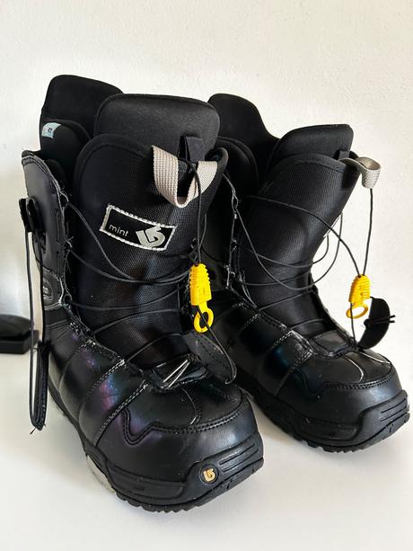 Topánky na snowboard burton, burton grom boa®,40