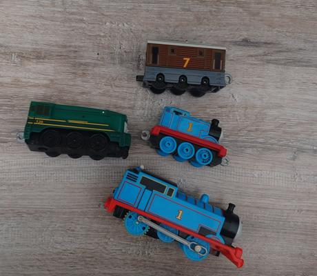 Vláčik tomáš a priatelia, 