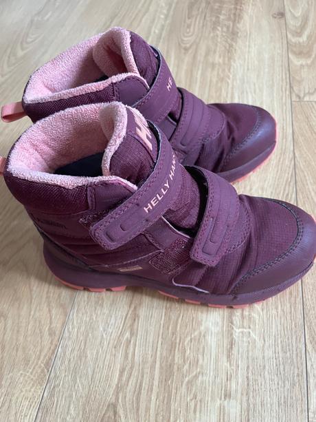 Helly hansen, vyborny stav, po dcerke, 31