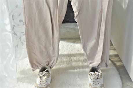 Béžové tepláky-146, 146