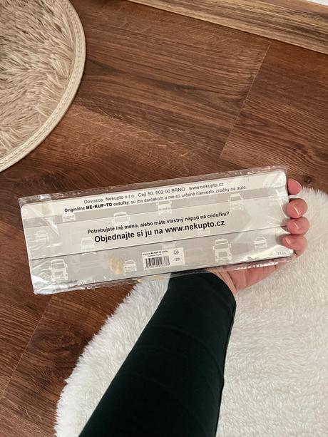 Tabuľka novomanželia,