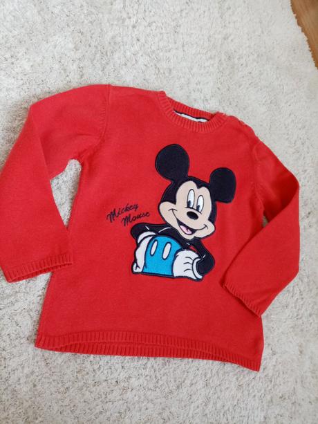 Sveter s mickey mouseom, c&a,92