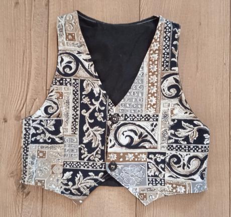 Elegantná vesta, 116