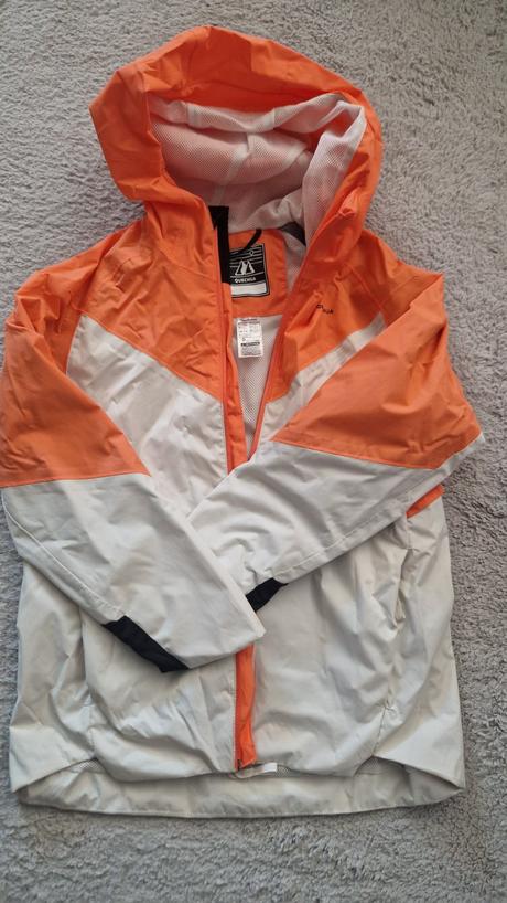 Nepremokavá vetrovka, decathlon,140