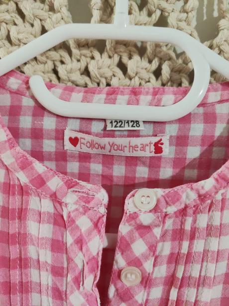 Dievčenská košieľka, 122