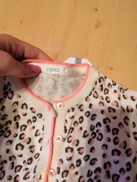 Next svetrik, next,74