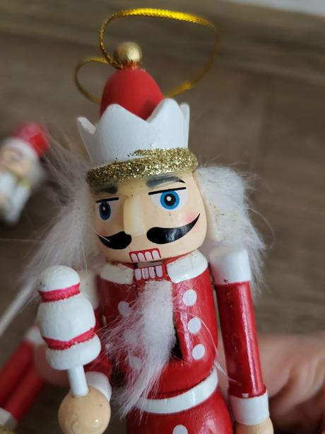 Vianočný luskáčikovia na stromček, 