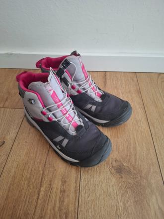 Decaton quechua turisticka obuv vel 35, decathlon,34