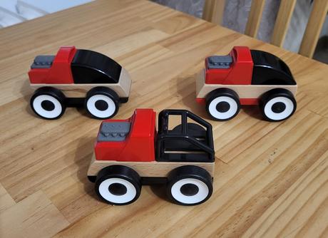 Zbierka drevených vozidiel ikea lillabo, 