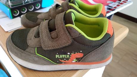 Tenisky dino č.29, baťa,29