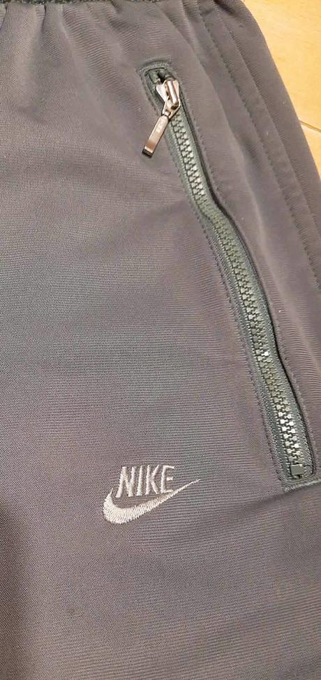 Predám športové nohavice nike veľ. m-l, nike,m