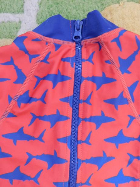 Plavkový overal do vody, 98