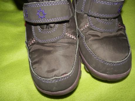 Semišové čižmy, 31