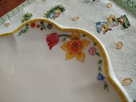 Spring awakening dezertny tanier, 