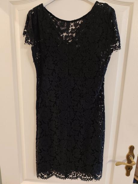 Čipkované krátke šaty, s