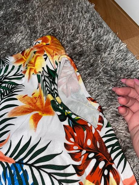 Mini šaty tingba, l