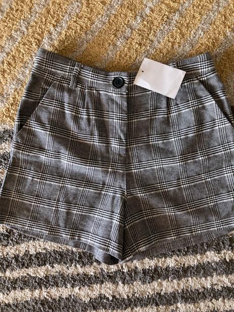 Kraťasky jeseň/zima, c&a,146