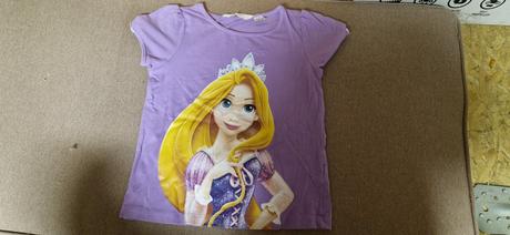 Raz oblecene tricko, h&m,122