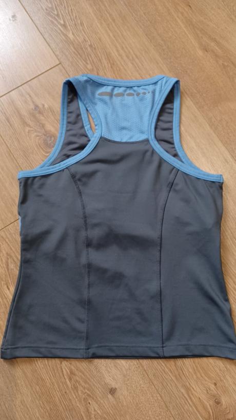 Tricko s podprsenkou, lotto,40