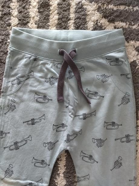 Trúbkové tepláky, lindex,122