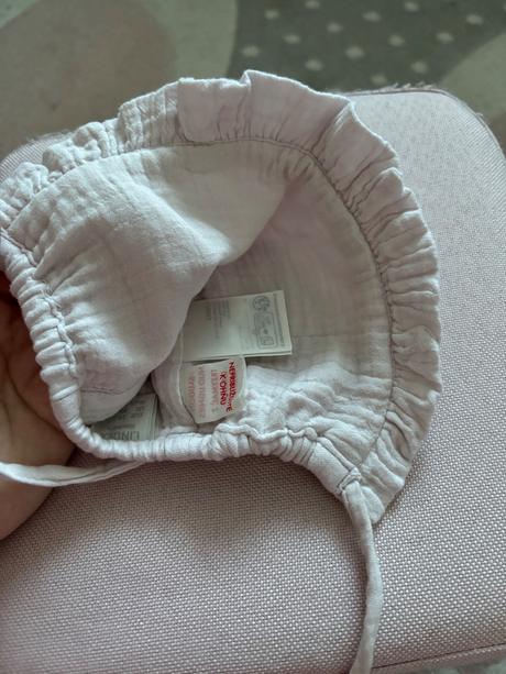 Tkaný klobúčik, lindex,56