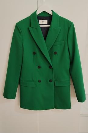 Luxusný smaragdový vlnený kabát solotre, 38