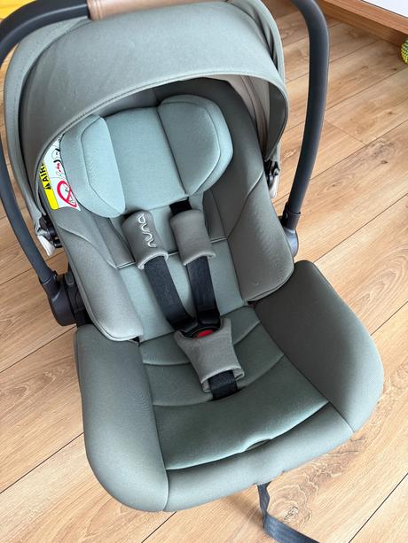 Nuna arra next 2024 autosedačka + základna, nuna