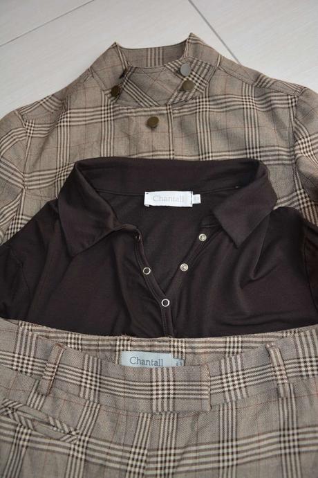 Kostým + tunika, perfektný stav, zn. chantall, 40