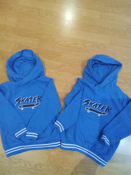 Mikiny pre dvojičky, 98