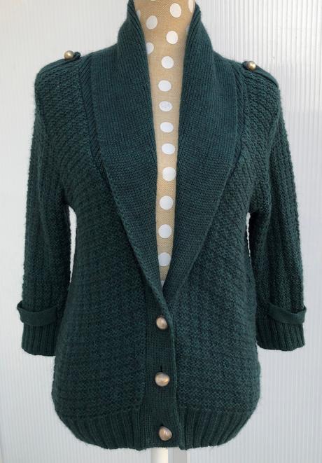 Vlnený kardigán, 36
