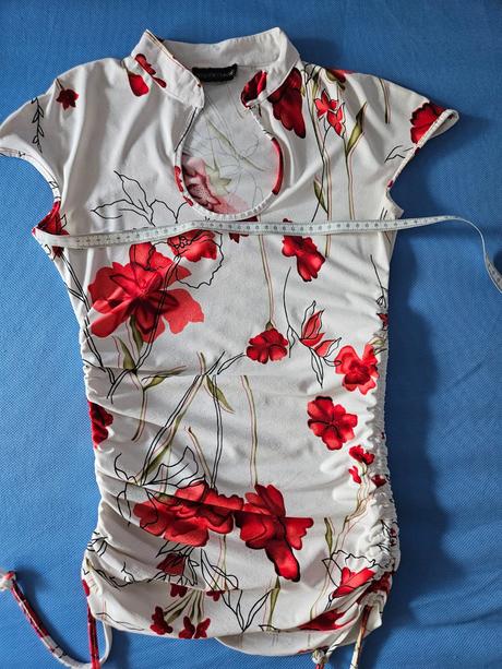 Kvetinové tričko, s