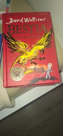 Walliams beštia z buckinghemu,