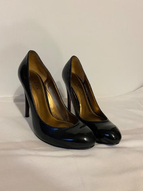 Lodičky guess, guess,35