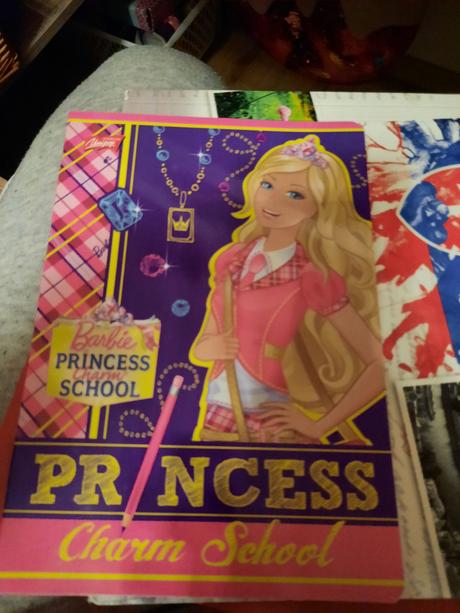 Knihy , puzzle, zosit, 