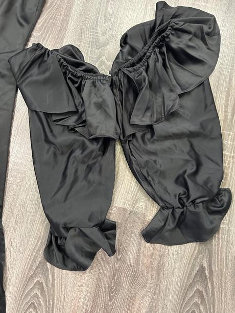 Aéryne nove damske satenove saty s rukavmi m, m