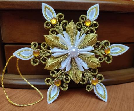 Vianočná vločka zlatica, 