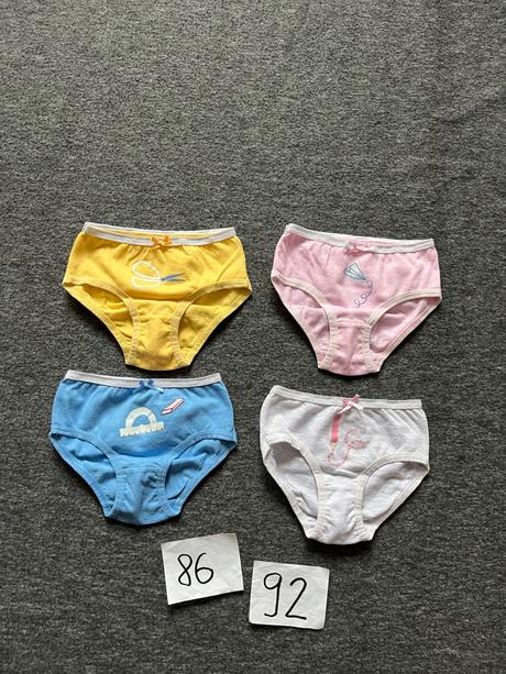 Nohavičky, sinsay,86