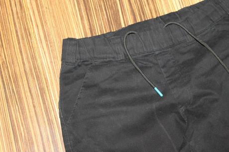 Slim fit nohavice cropp v. 30, 30