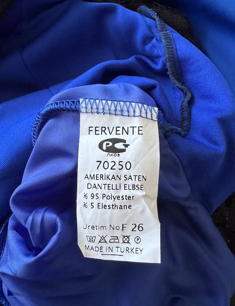 Modré áčkové časy s čipkou fervente, l