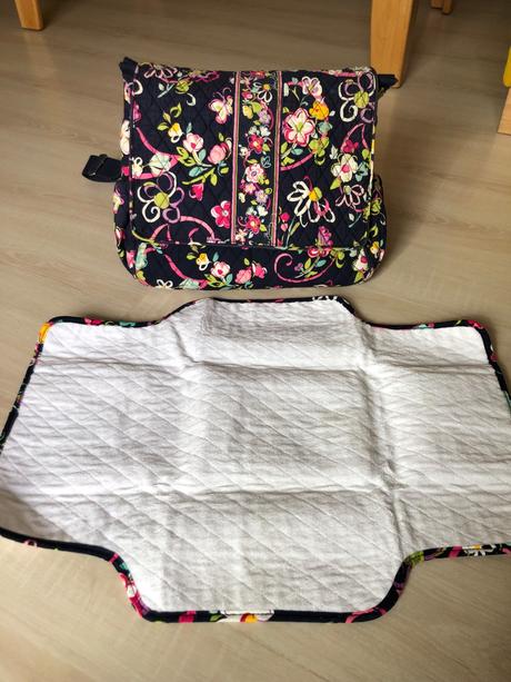 Dojcenska taska + prebalovacia podlozka, 
